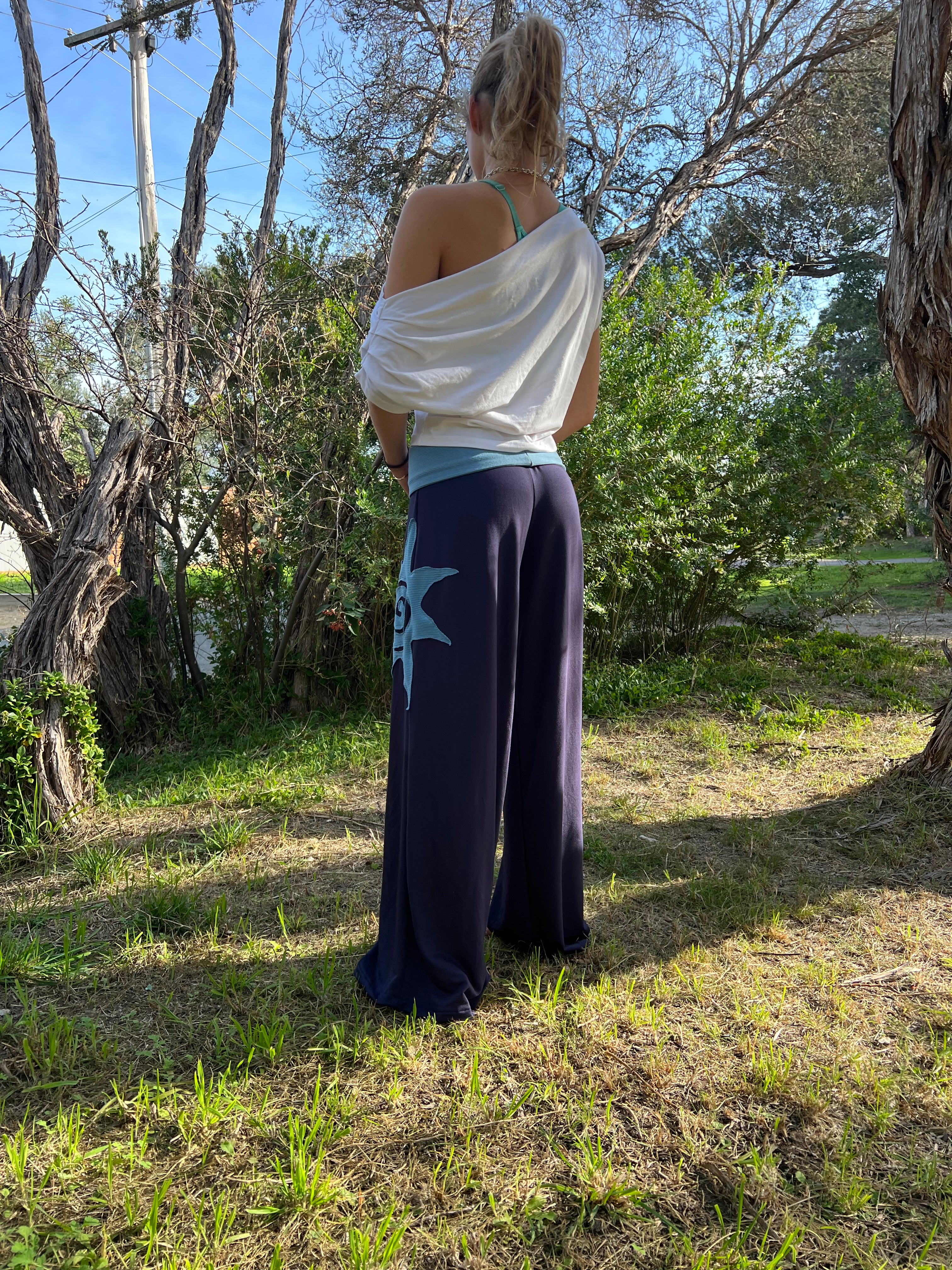 Sundancer in Bamboo ~ Navy & Aqua